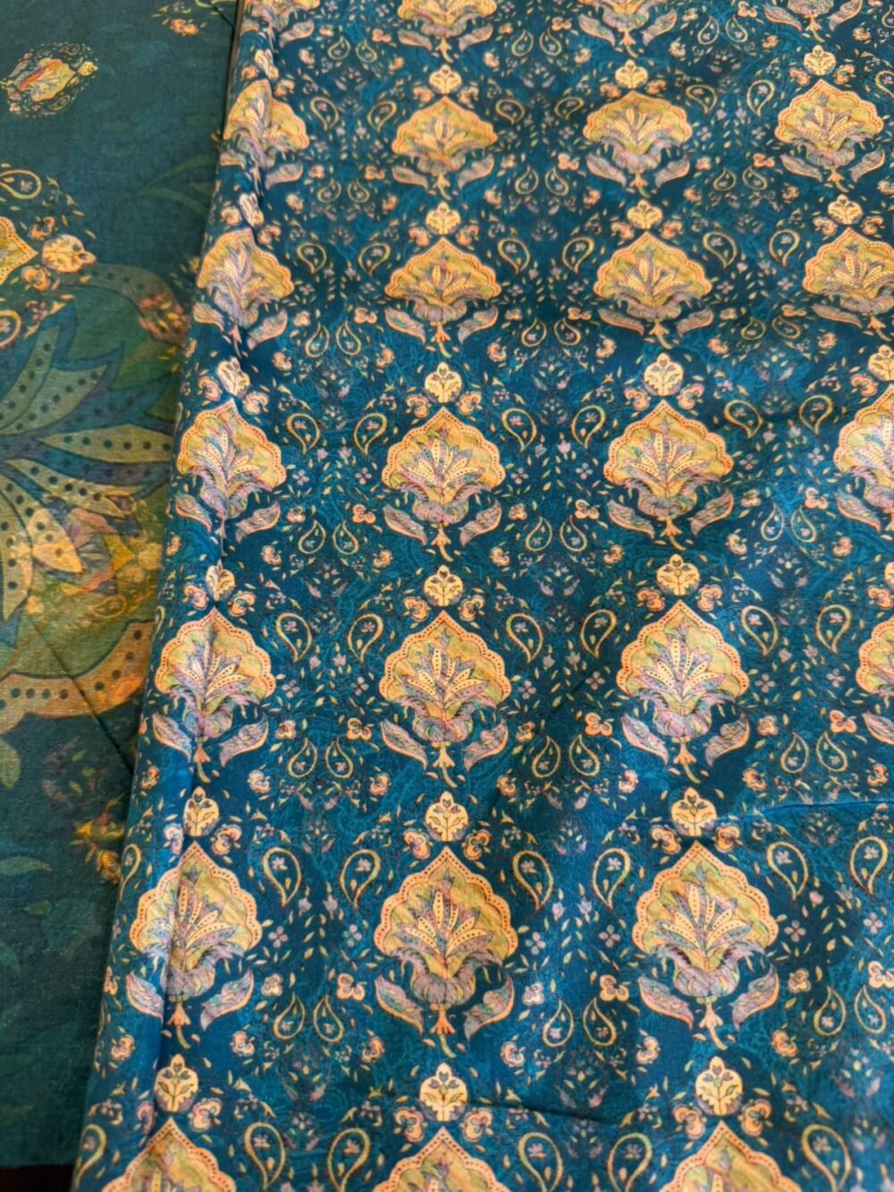 قطن عمودي ديجيتال مع شيلة..،