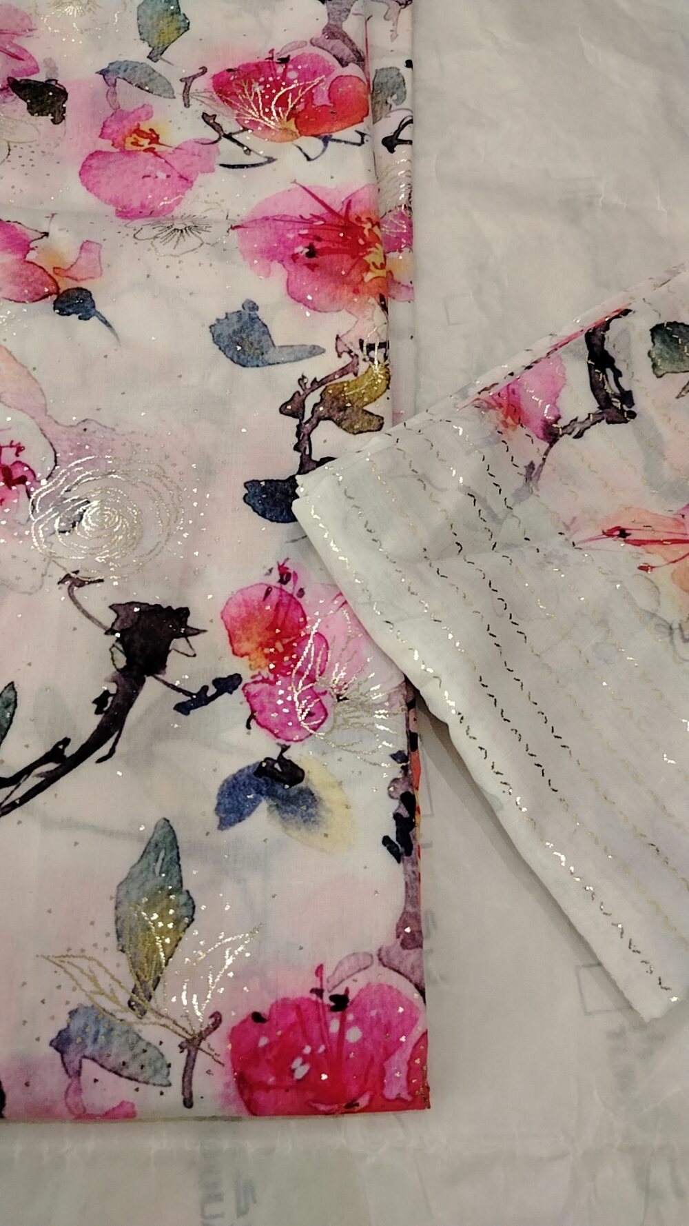 طقم قماش قطن مع شيلة...